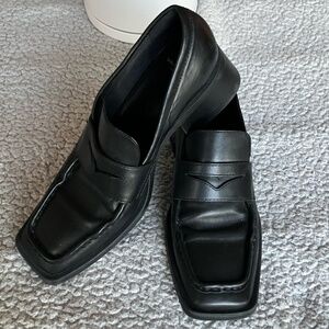 Vagabond Shoemakers "Dorah" Black Leather Heeled Loafer - Size 41 EU (+/- 11 US)